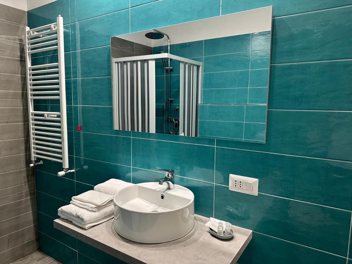 Al Centro Bed & Breakfast Formia Exterior photo