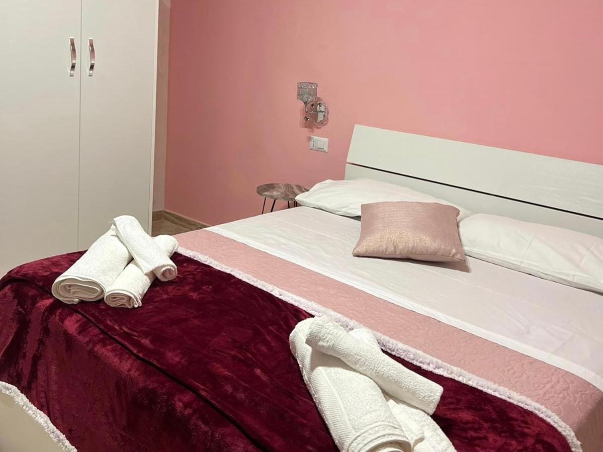 Al Centro Bed & Breakfast Formia Exterior photo